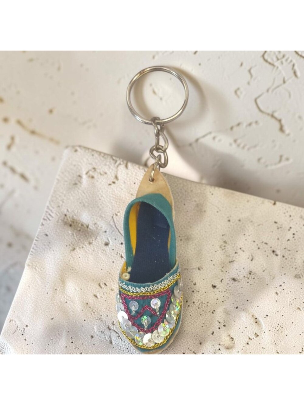 Vintage Mini Mojari Shoe Keychain Gift, Handmade Teal Jutti Khussa Charm, Indian